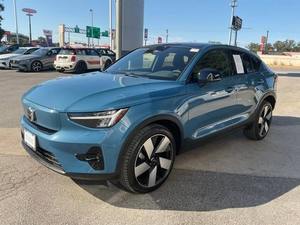 Volvo C40 Recharge Plus 2023 Usado en Buen Estado, Hatchback de 4 Puertas con Tracción en las Cuatro Ruedas - Product Image 2