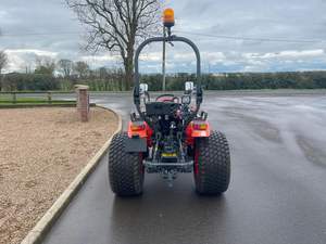Mini pour tracteur agricole Kubota 35HP 2WD/4WD avec livraison rapide composant de pompe à noyau à bas prix utilisé pour tracteur à roues Kubota - Product Image 2