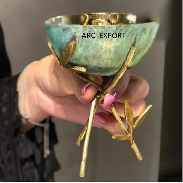 สีเขียวอ่อน