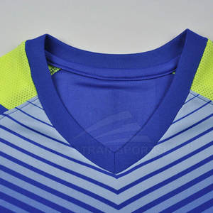 Personalizable Transpirable Secado Rápido Adulto Fútbol Jersey Uniforme OEM Venta Caliente Conjuntos Estilo Fútbol Desgaste - Product Image 4