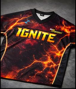 Maillot de football sur mesure OEM, tissu en maille, impression par sublimation, vêtements d'entraînement et de match de football pour hommes - Product Image 3