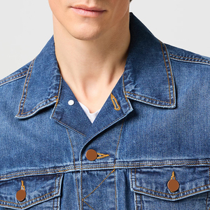 Chaquetas vaqueras Crea tu propia identidad de marca Chaquetas vaqueras de moda de alta demanda Producción rápida Calidad confiable - Product Image 3