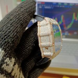 Montre de luxe pour homme entièrement sertie de diamants, diamants cultivés en laboratoire, mouvement automatique mécanique, bracelet en or blanc, cadran en verre - Product Image 3