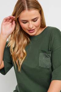 เสื้อยืดผ้าฝ้ายปักลายโลโก้สไตล์วินเทจสำหรับผู้หญิงเสื้อออกกำลังกายสีดำขนาดใหญ่พิเศษปล่อยไหล่ใส่100% - Product Image 4