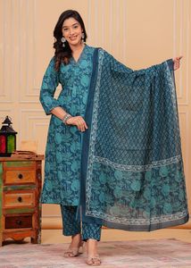 Vêtements décontractés pour femmes indiennes Kurti en coton imprimé de fleurs avec col en V et pantalon et impression complète Dupatta - Product Image 3