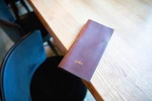 Handcrafted Leather Bill <b>Holder</b> for Upscale Restaurants Custom Design Magnetic Closure and Branding LBH-0106 - Product Image 4