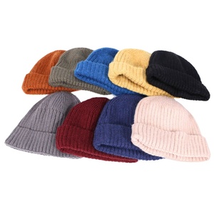 หมวกบีนนี่ถักแฟชั่น OEM สำหรับผู้ใหญ่ หมวกทรงกะลาสี สีพื้น สไตล์เรโทร หมวกไหมพรมฤดูหนาวอุ่นสบาย พร้อมโบว์ลายจุด สำหรับใช้ในธุรกิจหรือชายหาด ปี 2026 - Product Image 6