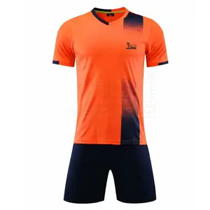 Uniforme de football Vêtements d'équipe Conception et style personnalisés de qualité supérieure Nouvelle arrivée Uniforme d'équipe de football