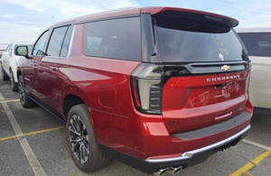 Chevrolet Suburban 2025 USADO EN EXCELENTES CONDICIONES - Product Image 2