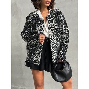 Pull surdimensionné de marque K pour femmes, confortable et élégant, pull ample pour femmes - Product Image 2