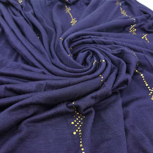 Hijab multifonctionnel pour femme LRTOU, design populaire, de haute qualité, châle élégant en jersey, écharpe longue unie en polyester avec strass, pour usage quotidien - Product Image 5