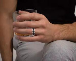 Anillo DE BODA único de oro blanco de 14 quilates para hombre, anillo de eternidad enjoyado con brillo de diamante negro para anillos finos de aniversario Vermeil - Product Image 5