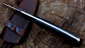 Cuchillo de caza de acero inoxidable de alto carbono personalizado de calidad superior hermoso mango de cuerno nuevo mejor diseño para supervivencia al aire libre - Product Image 5