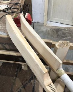 Stardy Shot Professional Cricket Hardball Bat Kashmiri Willow Los mejores materiales Equipo deportivo de sauce inglés de alta calidad - Product Image 2