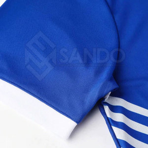 Nueva llegada 2025 uniforme de fútbol personalizado diseño diferente mejor precio uniforme de fútbol para jóvenes - Product Image 3