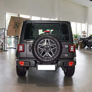 2024 para Rubicon 2.0T 266HP Euro VI Automático, Neumáticos R18, SUV Todoterreno con Cámara Trasera de 360° y Asientos Eléctricos - Product Image 4