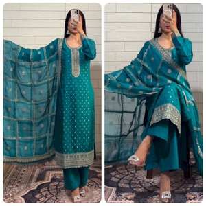 ชุดซาลวาร์คาเมซปักลายด้วยผ้าไหมชินอนแบบดั้งเดิมสำหรับงานแต่งงานงานเลี้ยง - Product Image 1