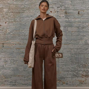 Conjunto Deportivo de Dos Piezas con Capucha para Gimnasio 2025, Sudadera Deportiva Transpirable para Entrenamiento de Otoño - Product Image 1