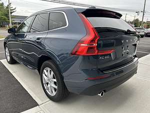Volvo XC60 T5 AWD 2022, Tracción en las Cuatro Ruedas, Momentum Drive-E, Motor de Gasolina 2L I-4, Automático, SUV/Crossover - Product Image 3