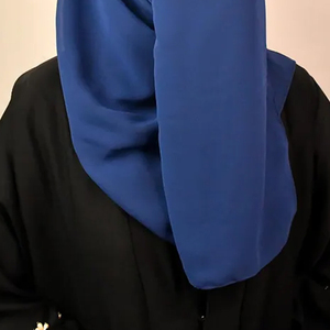 Service OEM Hijab musulman pour femmes en polyester uni respirant et léger pour la vie quotidienne et les voyages - Product Image 5