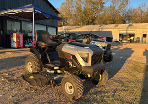 Cortadora de césped Murray MT100 con motor Briggs & Stratton E1350 Series de 13.5 HP y 500cc. Manual de 6 velocidades. 42 pulgadas. Opción de cortar a marcha atrás - Product Image 5