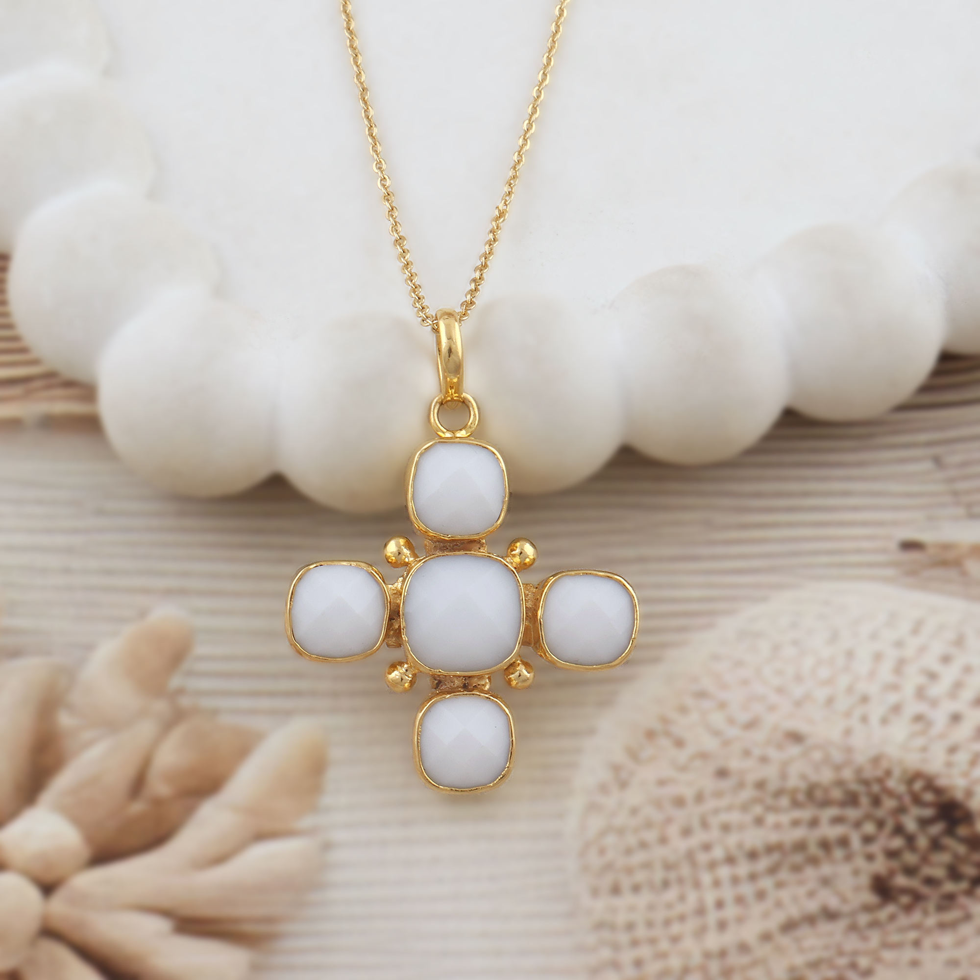 อาเกตขาว