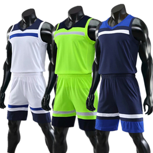 Ensemble de maillots de basket-ball personnalisables de haute qualité pour hommes et enfants, veste et short de sport respirants, impression par sublimation - Product Image 1