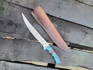 Cuchillo De Filete de Damasco hecho a mano por expertos con mango de resina Cuchillos de precisión Funda de cuero - Product Image 2