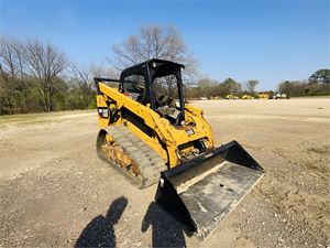 2015 Caterpillar 289D Skid Steer Loader Moteur puissant approuvé par l'EPA Accessoires de godet faciles à utiliser, y compris la boîte de vitesses de la pompe-Utilisé - Product Image 2