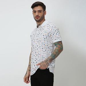 Vente en gros OEM T-shirts polo grande taille en coton pour hommes T-shirt de golf brodé de couleurs contrastées à manches courtes avec logo personnalisé - Product Image 4