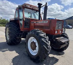 Tracteur agricole Fiat Agri 160-90 d'occasion haute puissance, 4 roues motrices, cabine fermée, tracteur utilitaire agricole - Product Image 6