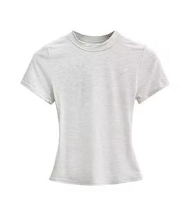 T-shirt en coton et élasthanne de haute qualité, coupe ajustée, tissu tricoté, personnalisable pour femme, style bébé. - Product Image 1