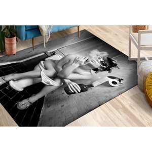 Tapis imprimé Chic Drinking Woman : Doux, antidérapant, décoration de bureau, tapis en chenille - Product Image 3