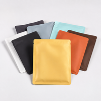 Sachet d'emballage alimentaire en plastique à trois soudures latérales avec logo personnalisé pour snacks, bonbons, café, thé en poudre