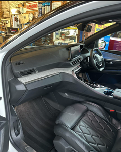 Véhicule Électrique Peugeot 5008 Neuf Abordable avec Service Valet Complet - Product Image 2