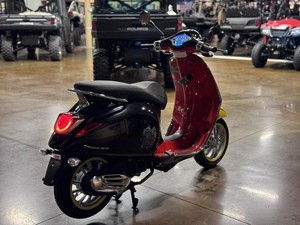 NOUVEAUTÉ 2026 Vespa Primavera 50 Édition Disney Mickey Mouse – Nouveau Scooter-Motocyclette - Product Image 5