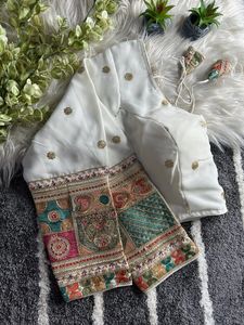 Fantaisie Haute Qualité Pure Georgette Viscose Avec Broderie Travail Blouse Fabricant De Surat Au Taux Le Plus Bas - Product Image 5