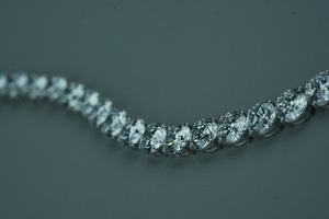 Stylish lab grown diamond moissanite pear <b>bracelet</b> customizable carat vs1 <b>gold</b> <b>rose</b> <b>gold</b> silver lightweight oem low moq b2b - Product Image 4