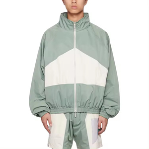 2025 ensembles de survêtements pour hommes personnalisés veste coupe-vent en nylon deux pièces survêtement coupe-vent de haute qualité bon marché prix OEM entretenu - Product Image 6