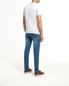 Venta caliente diseño slim fit tamaño 100% poliéster Dos colores Venta plana ropa de fitness demanda de verano camiseta unisex - Product Image 2