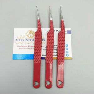 Pinzas de extensión de pestañas Pro Straight Red Powder Coated Pinzas con diseño de corte de corazón - Product Image 2