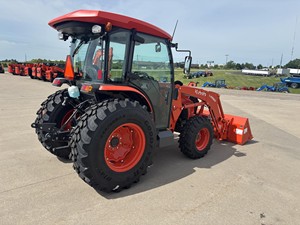 ปี 2025 สำหรับรถแทรกเตอร์ล้อขับเคลื่อน 4 ล้อ รุ่น MX4900HSTC พร้อมเครื่องยนต์ ปั๊มเกียร์อัตโนมัติ และลูกปืน อายุการใช้งานยาวนาน - Product Image 5