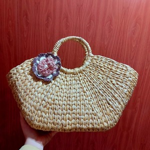 ARTÍCULO POPULAR Bolso de Mano Hecho a Mano con Asa de Jacinto de Agua de Vietnam, Diseño de Loto Azul, Venta al por Mayor - Product Image 4