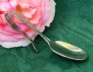 Cuillère pour bébé de haute qualité en acier inoxydable avec poignée plaquée or Cuillère de mariage de l'Inde pour les hôtels de cuisine à domicile et les fêtes - Product Image 6