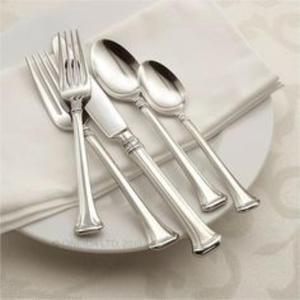 Ensemble de couverts en métal de créateur artisanal de qualité supérieure poignées gravées uniques adaptées aux fêtes et occasions de maisons de luxe - Product Image 3