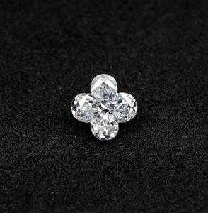 1,0 CT 6,8 MM Lab Grown VVS Clarity Floral Diamond Anillo de compromiso Corte único Regalo de joyería personalizado para ella Certificado IGI - Product Image 3