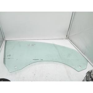 BMW Serie 1 (E81) (06>12) VENTANA DELANTERA DERECHA INFERIOR T6716558003 - Product Image 1