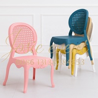 Chaise d'enfant Bella Cane empilable en résine avec dossier en rotin, chaise de salle à manger pour enfants, chaise enfant empilable en PP