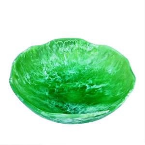 Bol de service en résine polie faite à la main, design avant-gardiste, vert et blanc, écologique, d'origine indienne, passe au lave-vaisselle, décoratif - Product Image 1