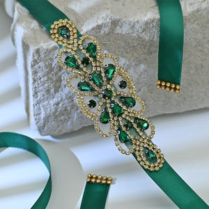 Ceinture de mariée vintage en strass vert et perles, faite à la main, ajustable, pour mariage, bals de fin d'année, événements formels, ceinture de soirée, robe longue - Product Image 6
